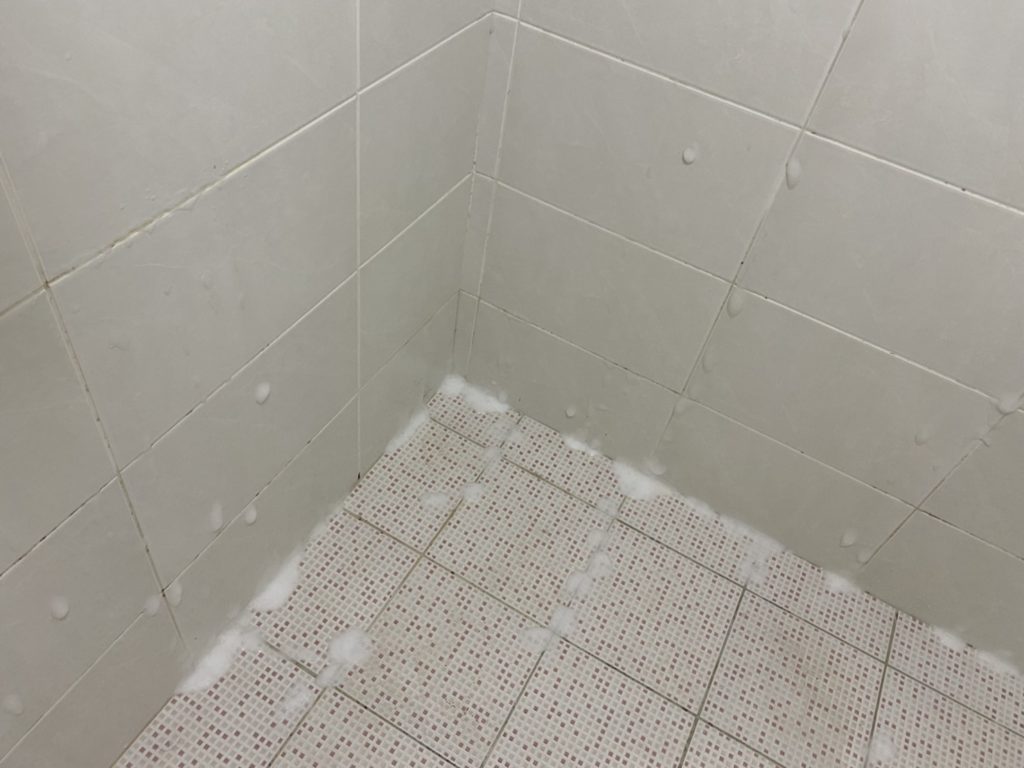 浴廁磁磚清潔劑